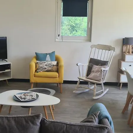 Maison Typique Royannaise Dans Un Quartier Calme